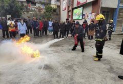 <b>沉点环绕消防平安、用电用气平安、食物卫生平</b>